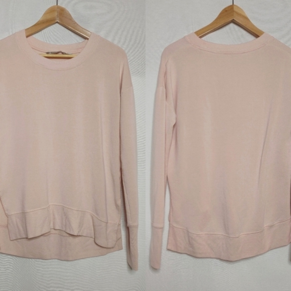Athleta Coaster Luxe Sweatshirt Beyond Soft Crew Neck High Low Light‎ Pink XS
